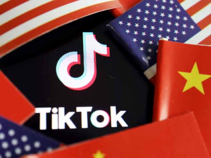 La administración Trump bloqueará las descargas de TikTok y WeChat