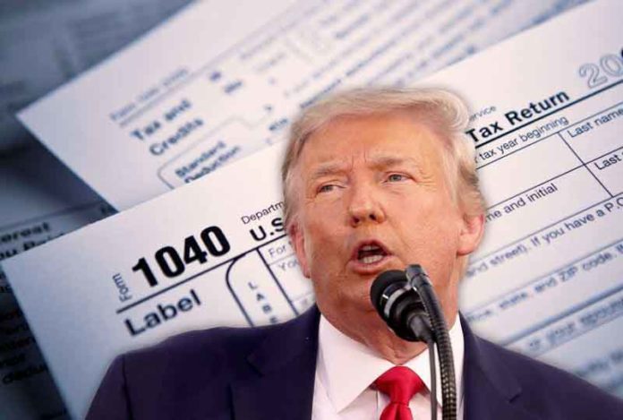 Trump critica informe que afirma que pagó $750 en impuestos federales