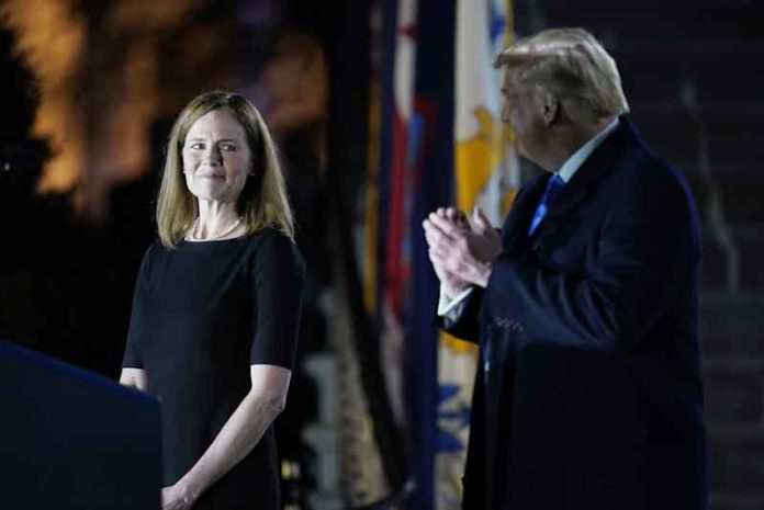 La jueza Amy Coney Barrett es confirmada a la Corte Suprema