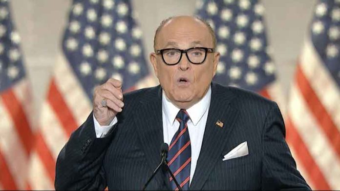 Rudy Giuliani da positivo por coronavirus