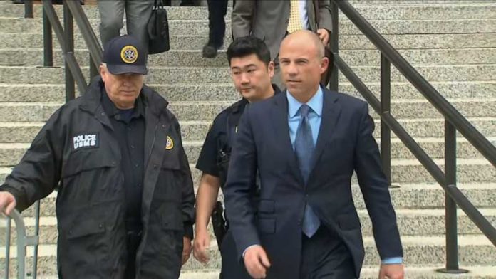 Michael Avenatti sentenciado a 30 meses de prisión por extorsionar a Nike