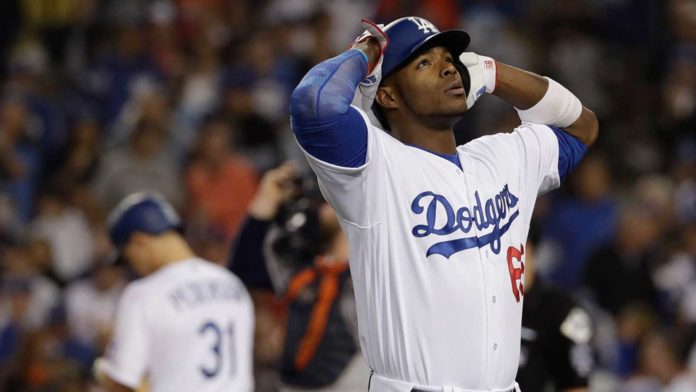 El pelotero cubano Yasiel Puig será juzgado por cargos federales de mentira y obstrucción