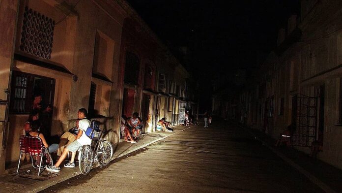 El turismo en Cuba se desploma en medio de apagones y protestas